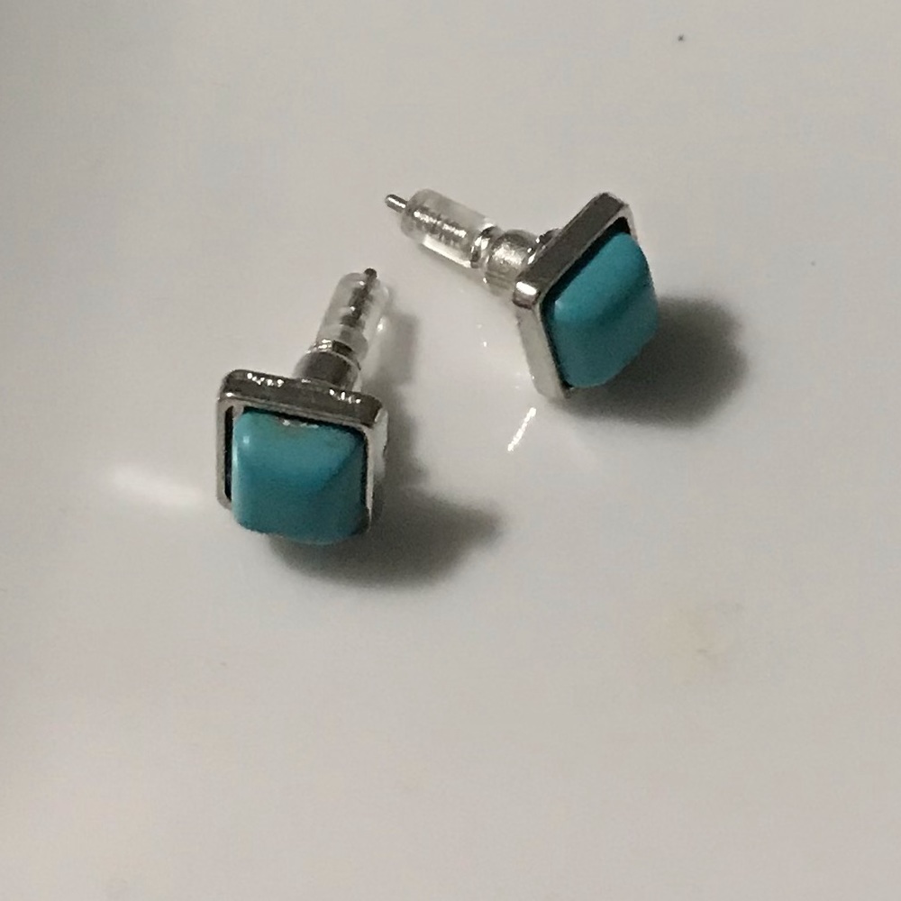 Earrings (4 pack)